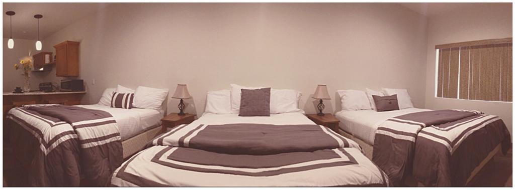 פארקר Harbour Inn מראה חיצוני תמונה